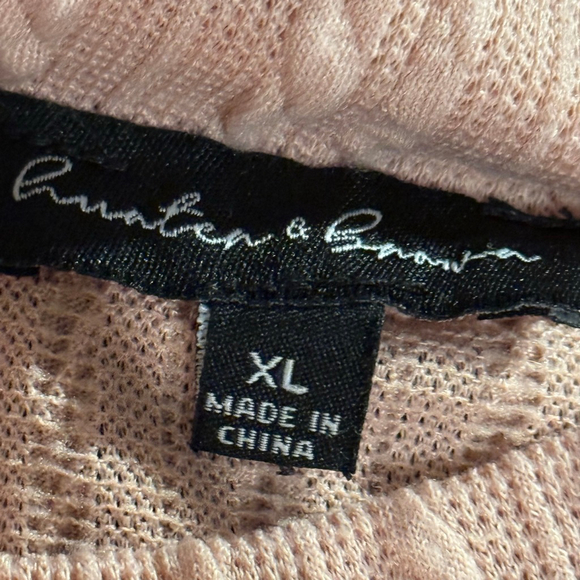 Hunter & Brown Women’s Two-Piece Knit Set Pink Cable-Knit Size XL Crop Top Wide- - Picture 9 of 10